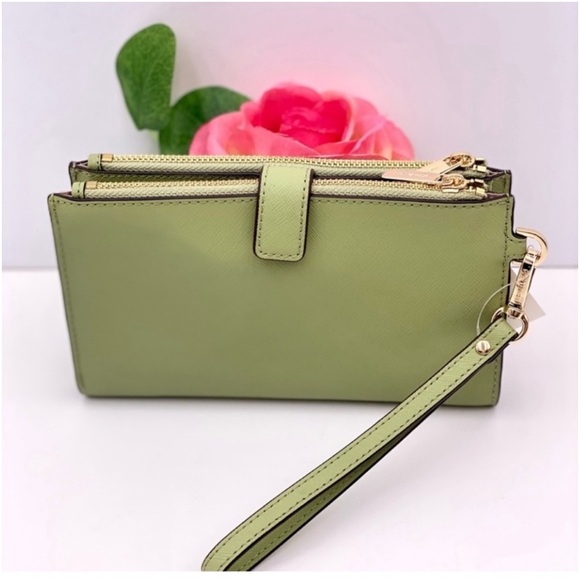 Michael Kors DoubleZip Wallet Wristlet
Phone Case - Picture 4 of 9